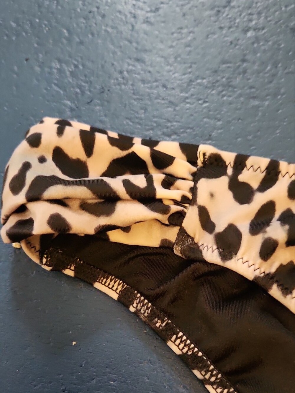 Victoria's Secret Leopard Print Bikini Bottoms - Picture 3 of 6